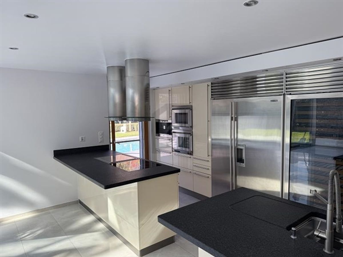 PROPRIÉTÉ EXCLUSIVE, OCCASION RARE DE VENTE - 4