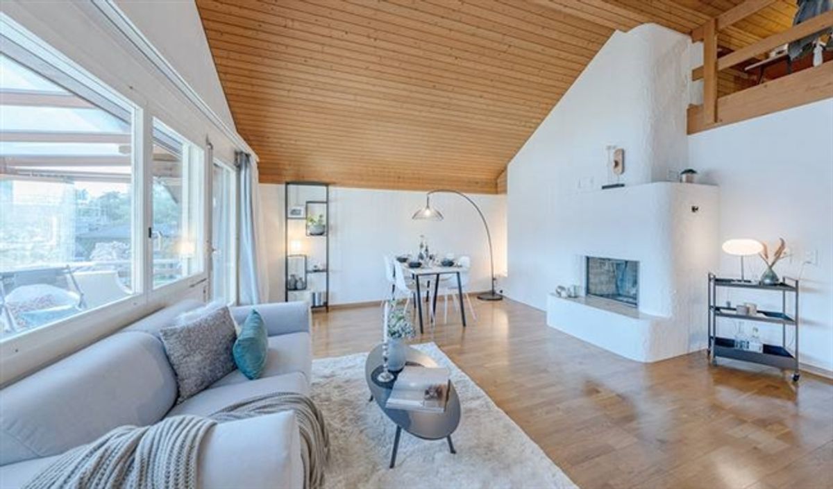 WUNDERBARE MAISONETTEWOHNUNG MIT TRAUMAUSSICHT - 1