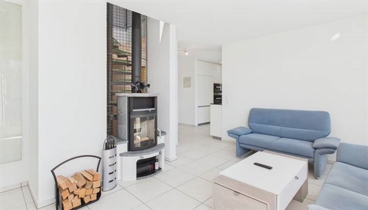 MAISONETTE-ATTIKAWOHNUNG WOHNKOMFORT UND WEITBLICK - 0