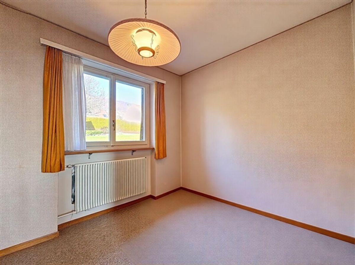 Villa mit 4.5 Zimmern im Stand - 4