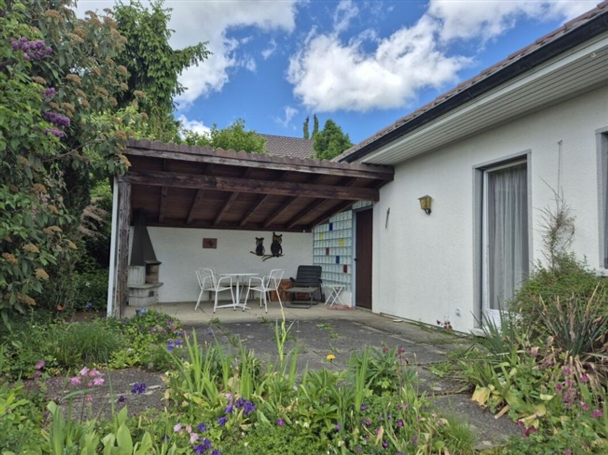 Villa mit 4.5 Zimmern im Stand - 14