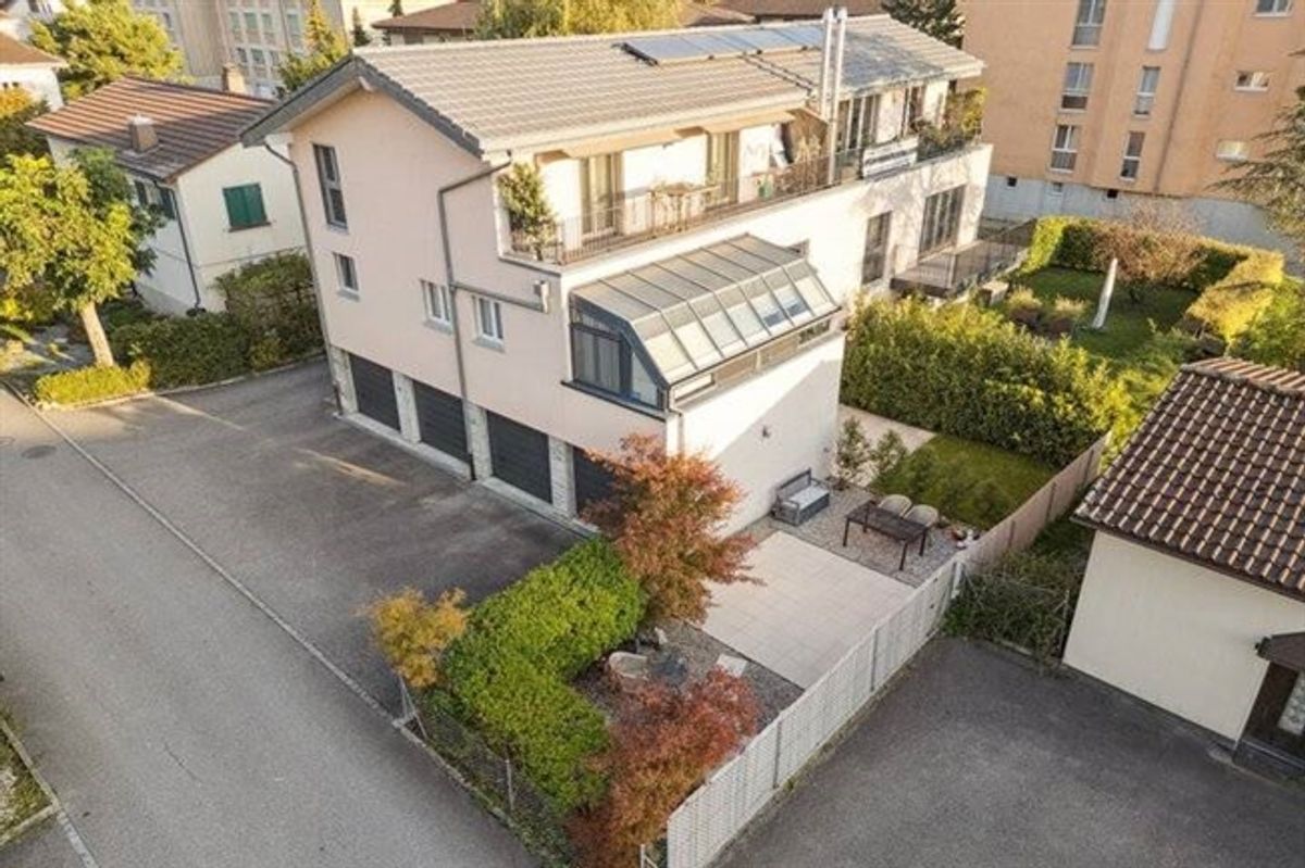 Idyllisches Wohnen in Le Landeron Charmante 4.5-Zimmer-Maisonette - 0