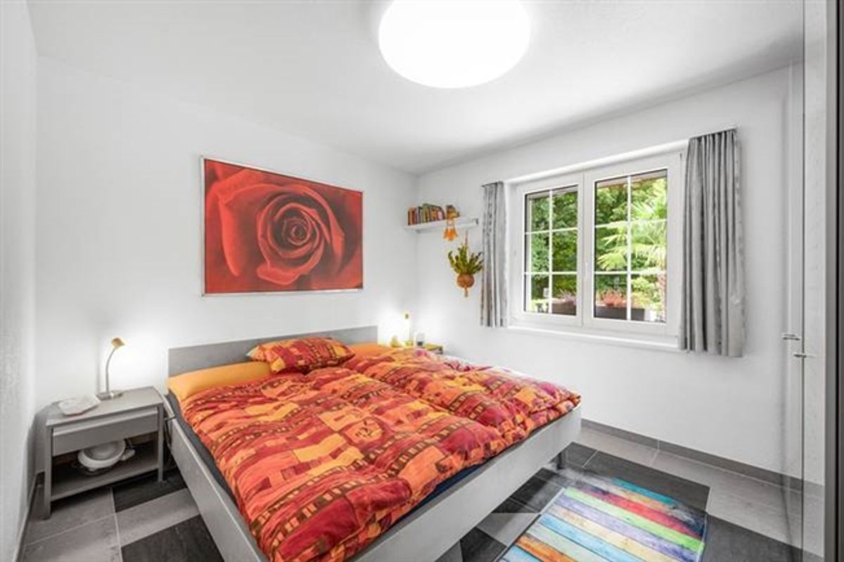 VILLA MIT WINTERGARTEN, SCHWIMMBAD UND EINLIEGERWOHNUNG - 3