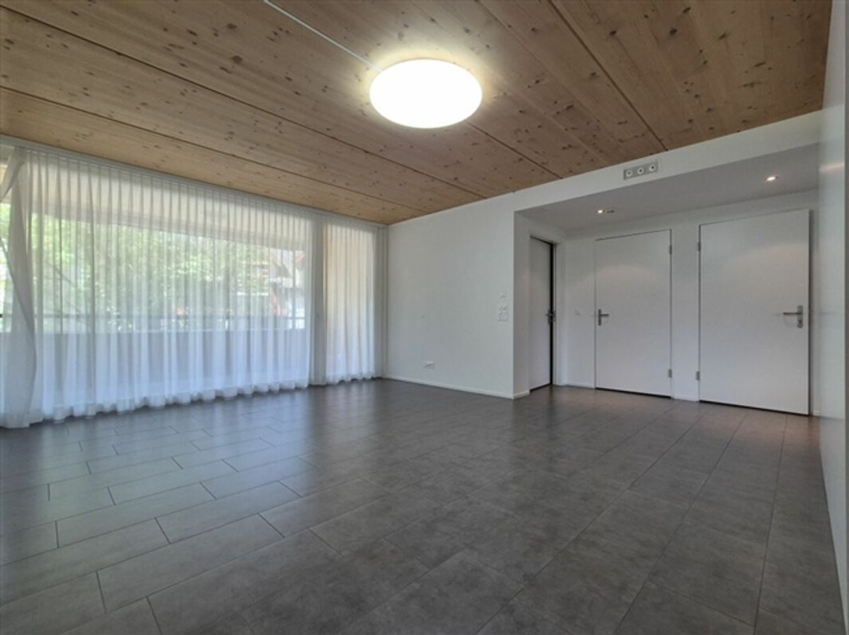 Betreutes Wohnen moderne 2.5 Zimmerwohnung mit modernem Ausbau und schönem Balkon - 2