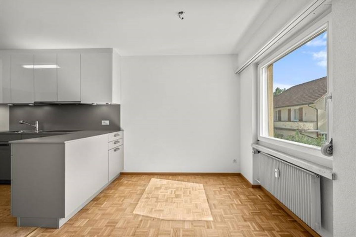 GROSSZÜGIGE WOHLFÜHL- WOHNUNG MIT CHEMINÉE IN LIESTAL - 5