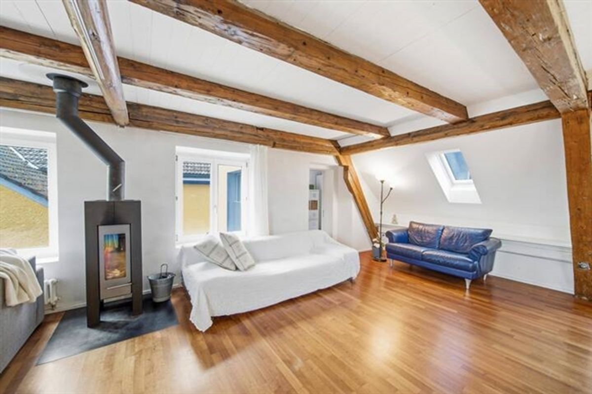 EXZELLENTE DACH-MAISONETTE MIT LOFTCHARAKTER - 2