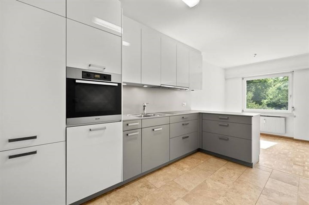 GROSSZÜGIGE WOHLFÜHL- WOHNUNG MIT CHEMINÉE IN LIESTAL - 3