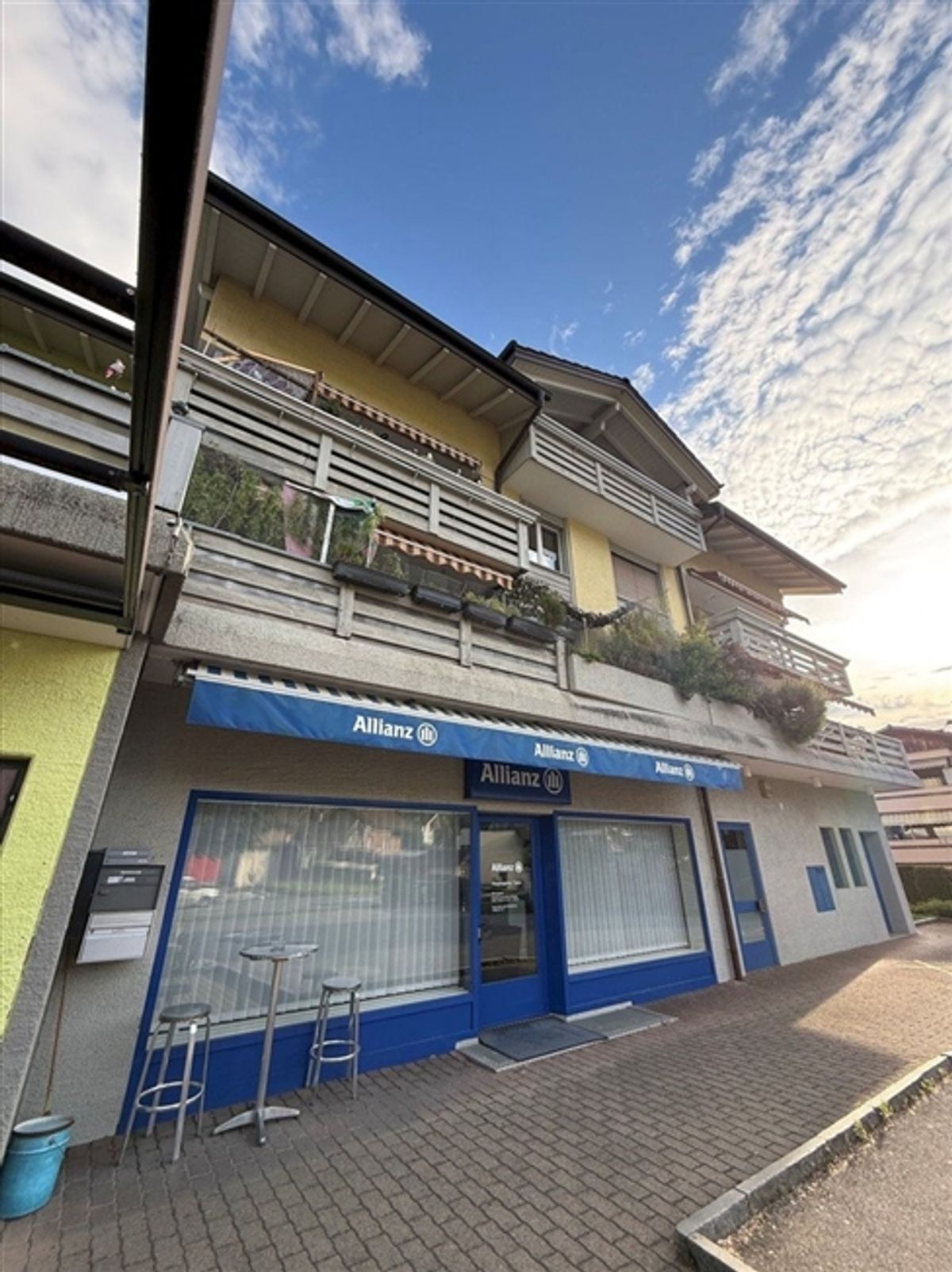 Attraktive Gewerbe-, Büro- oder Ladenfläche im Erdgeschoss (ca. 130m²) - 1