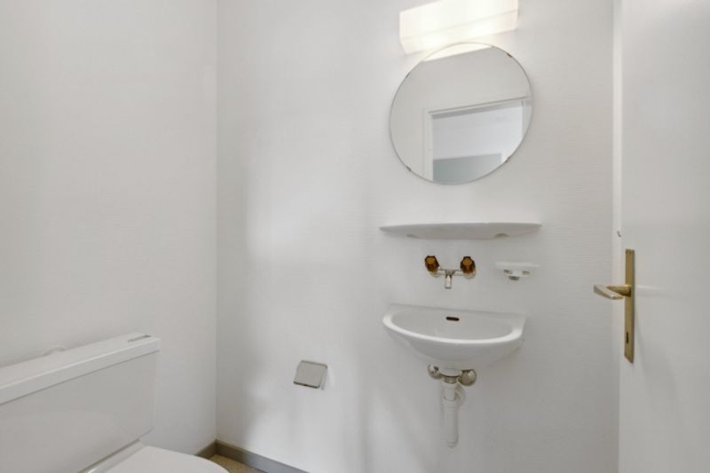 Tolle Wohnung mit guter Verkehrsanbindung - 8