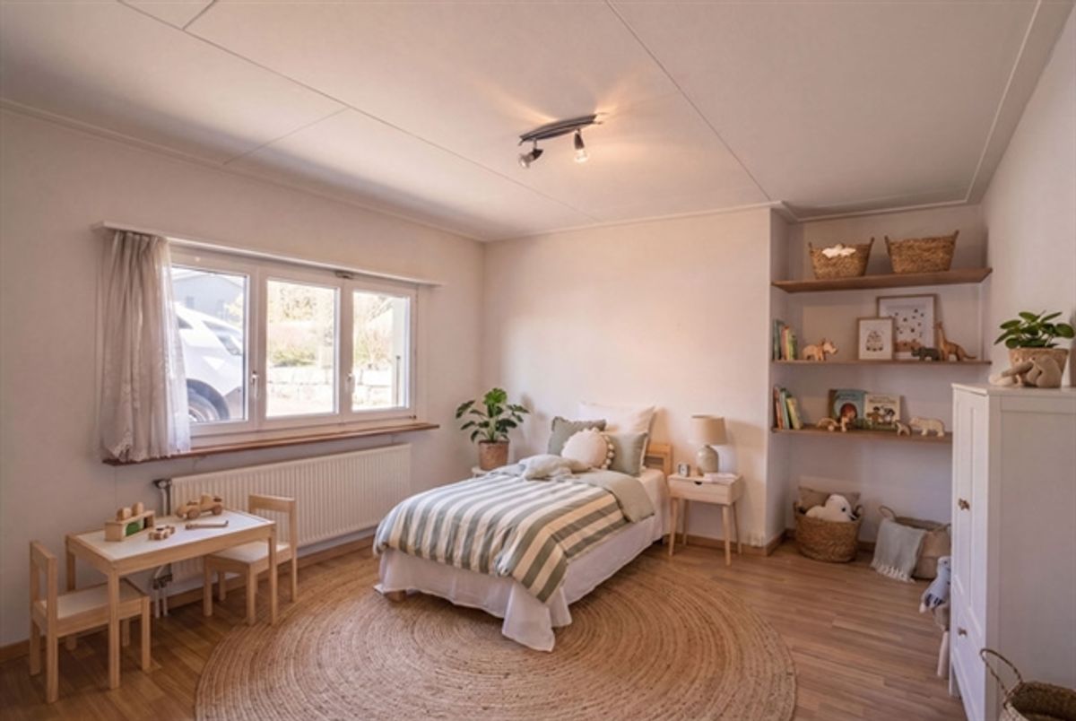 RUHE UND PLATZ IM GRÜNEN - FREISTEHENDES HAUS MIT TOLLER AUSSICHT - 0