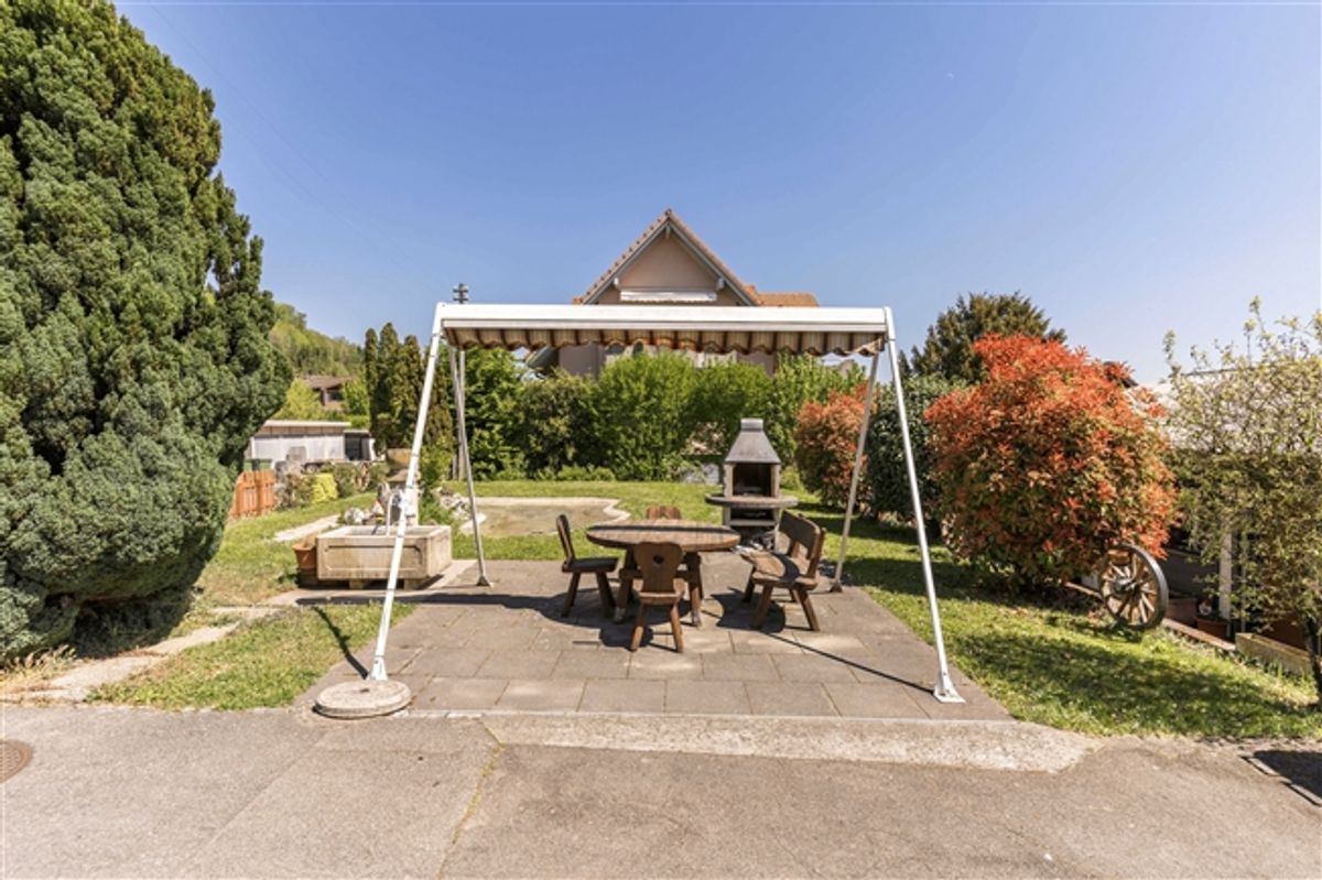 RUHE UND PLATZ IM GRÜNEN - FREISTEHENDES HAUS MIT TOLLER AUSSICHT - 6