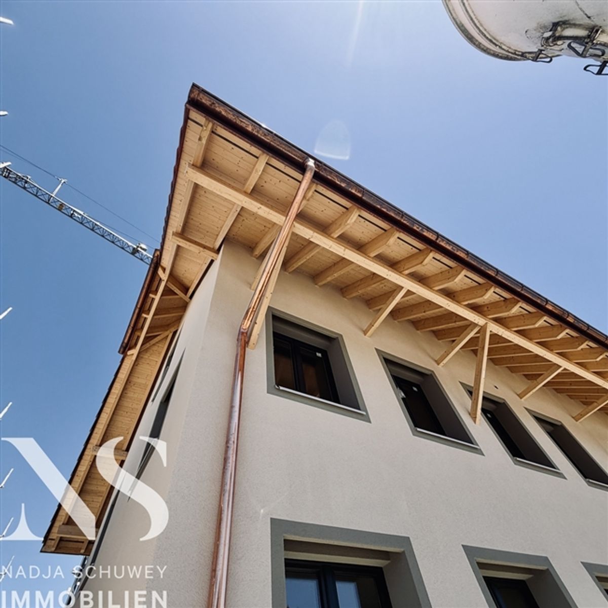 Charmante 4.5-Zimmer-Wohnung im 1. OG eines Zweifamilienhaus - 1