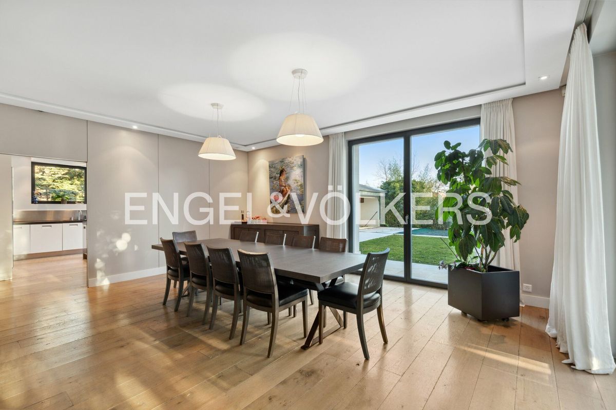 Moderne Villa mit Pool - 10