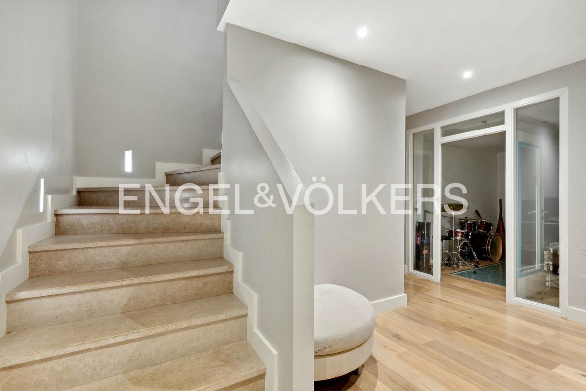 Moderne Villa mit Pool - 15