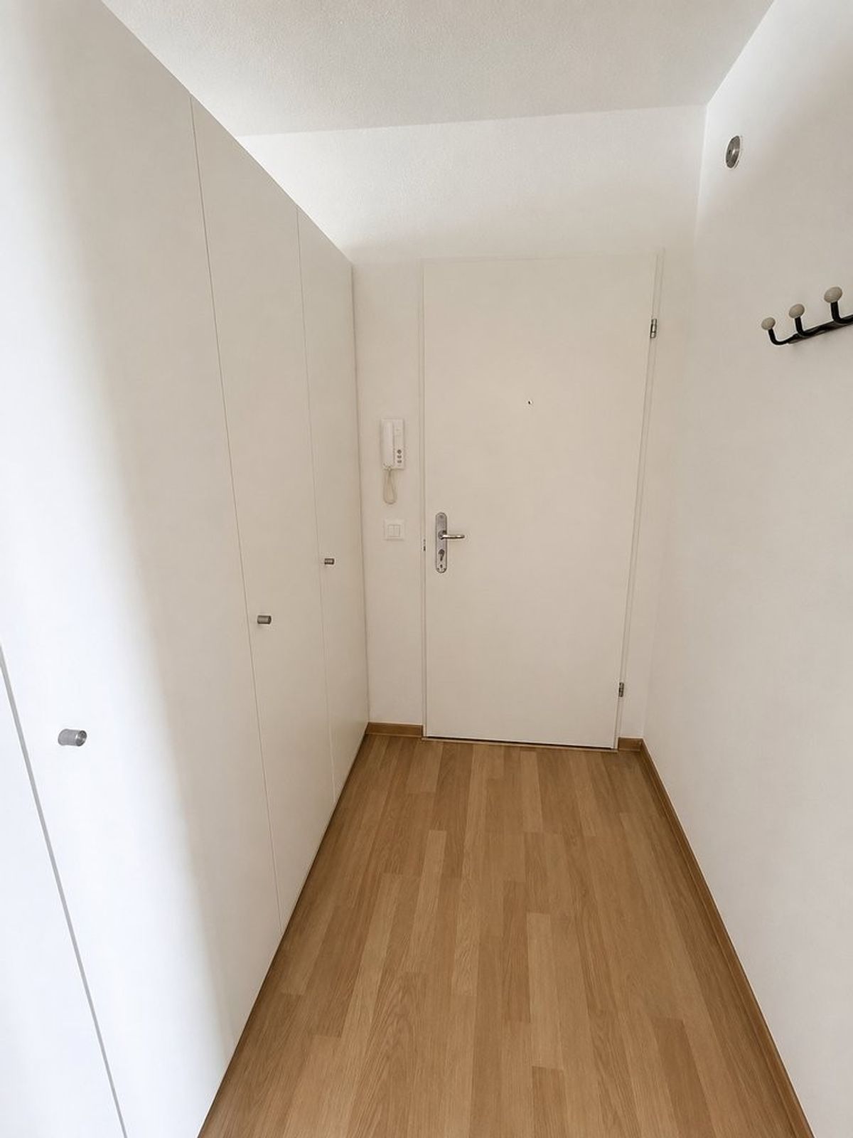 Attraktive 3.5-Zimmer-Wohnung mit Balkon in Studen - 6