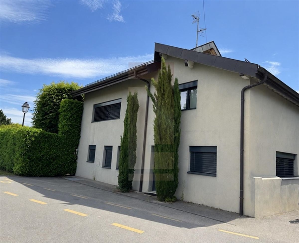 Wunderschöne zeitgenössische Villa im Herzen der Genfer Landschaft - 0