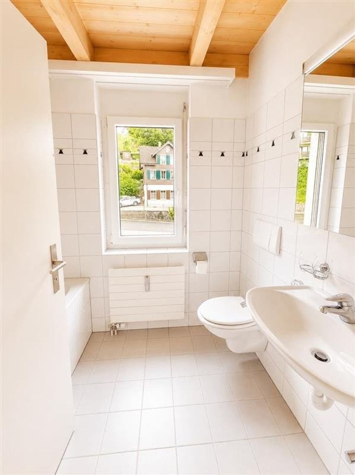 Familienwohnung sucht neue Bewohner - 7