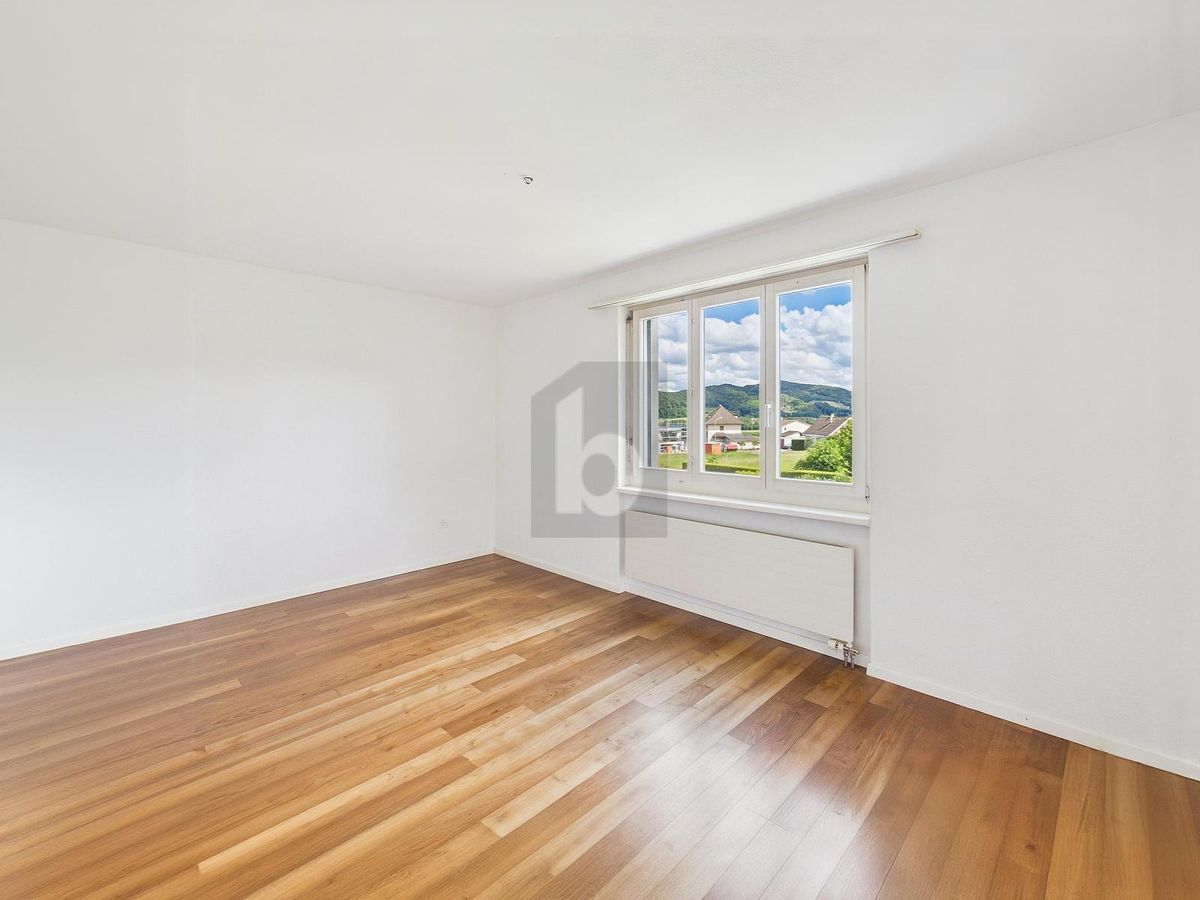 MIT PRAKTISCHEM GRUNDRISS UND BALKON - NAHE NATUR - 4
