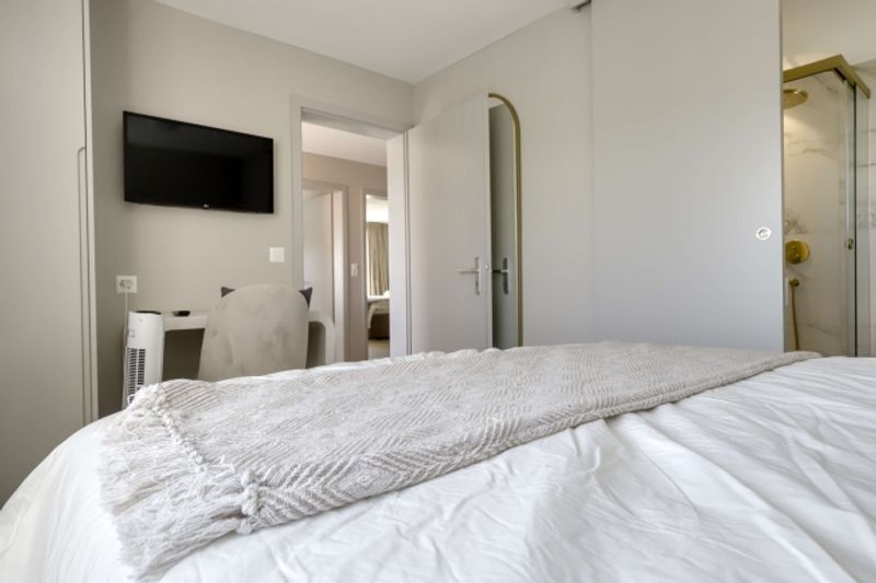 Modernes Coliving zwischen See, Stadt und Karriere in Baar - 3