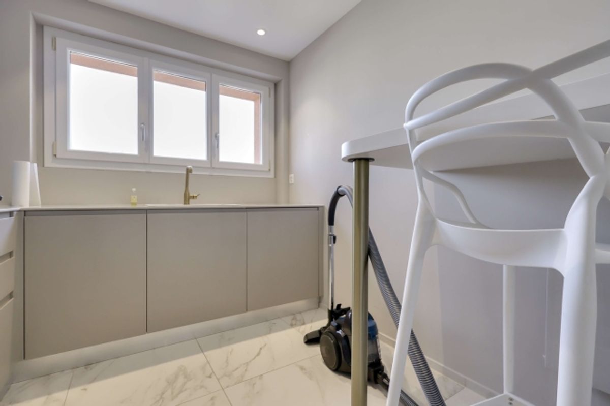 Modernes Coliving zwischen See, Stadt und Karriere in Baar - 8