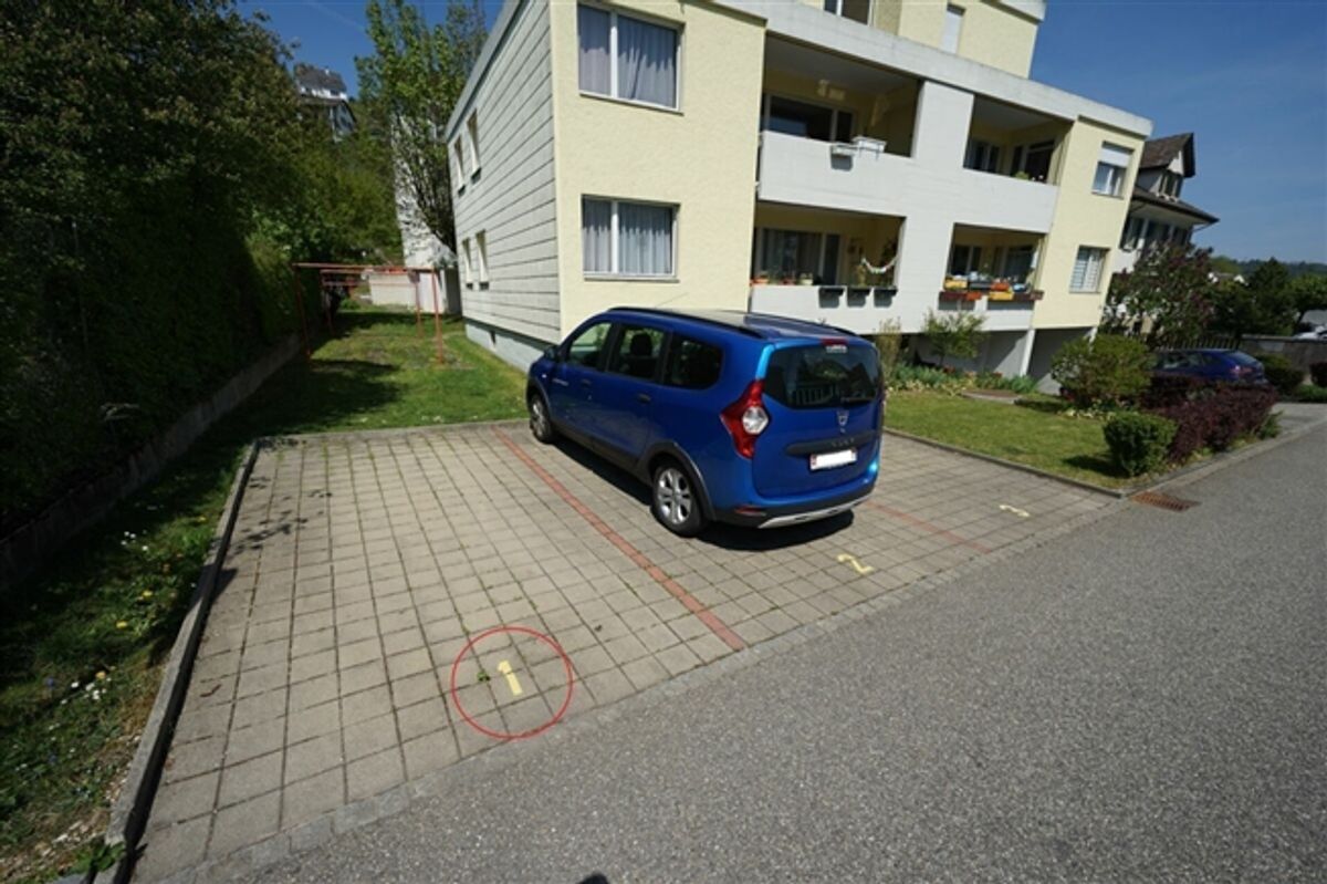 Aussenparkplätze in Trimbach zu vermieten - 1
