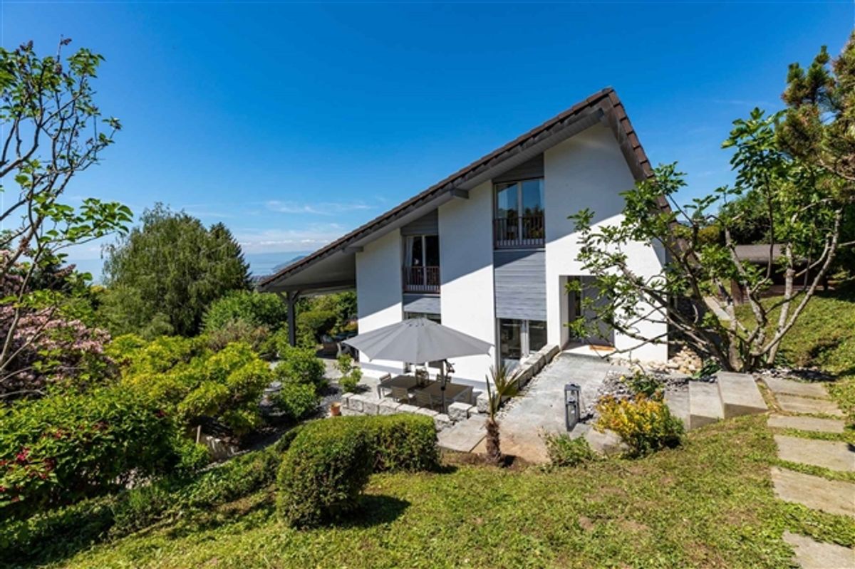 6,5-Zimmer-freistehende Villa mit Blick auf den Genfersee - 1