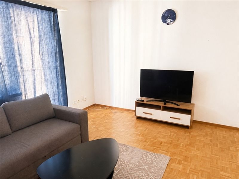 Voll möblierte 3,5-Zimmer-Wohnung zur Miete in Zürich (Hopfenstraße 15, 2. Stock – links – S4) - 3