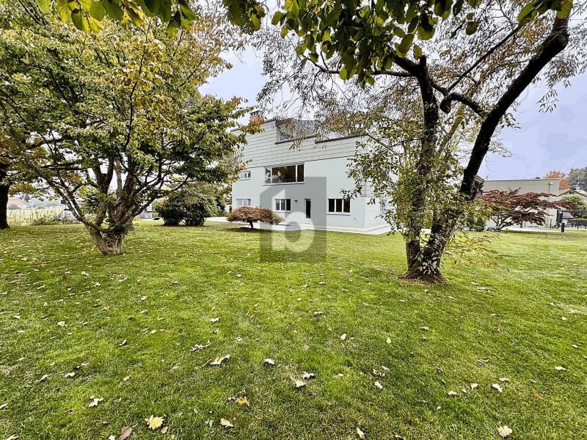 AVEC ROOFTOP ET JARDIN DE 671M2 - IDÉAL COLOCATION - 1