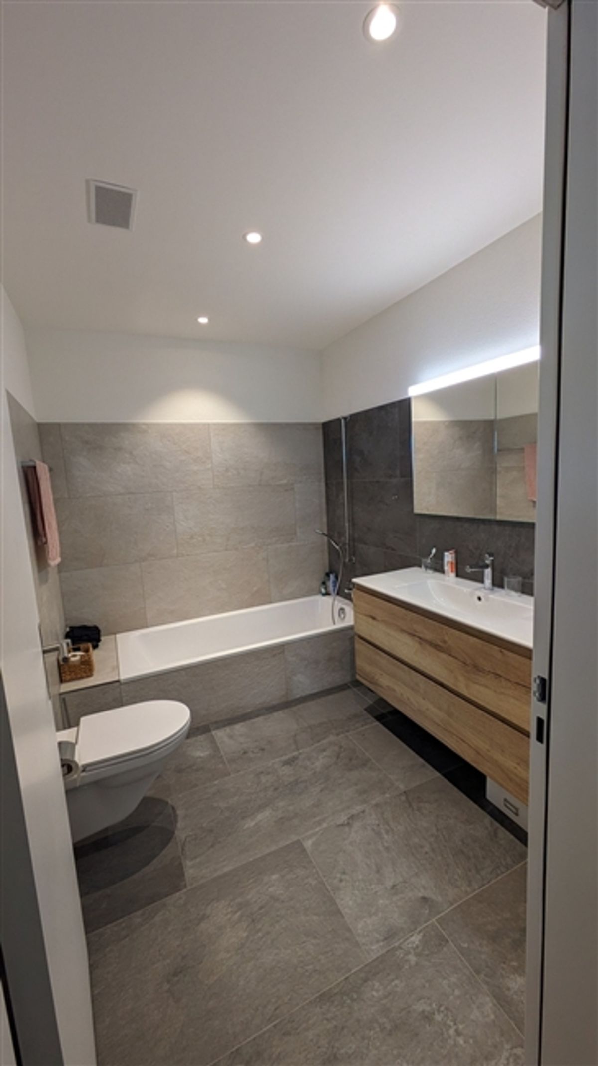 4½ ZI-WOHNUNG IN GOLDAU (SZ), MÖBLIERT, TEMPORÄR - 4
