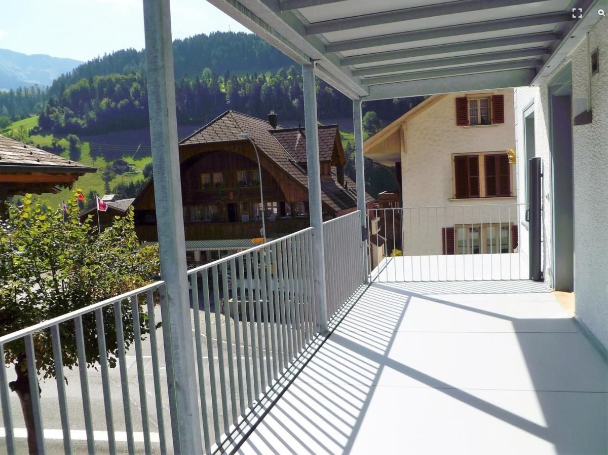 5.5 Zimmer Wohnung - 0