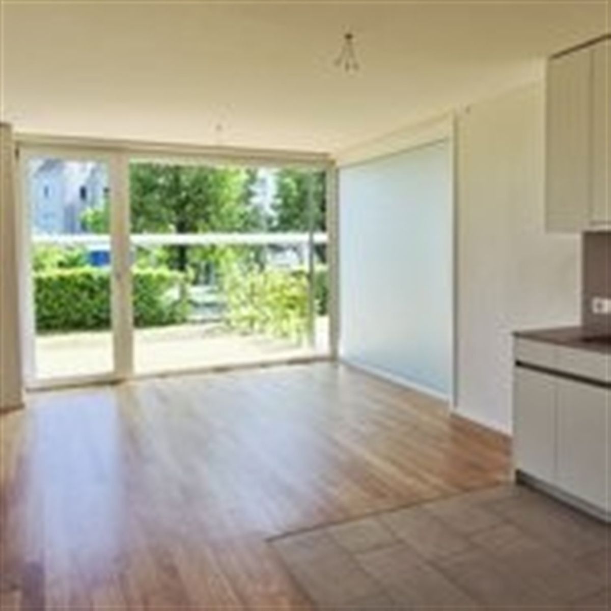 Moderne 2.5-Zimmer-Wohnung in Zürich-Schwamendingen zu vermieten - 0