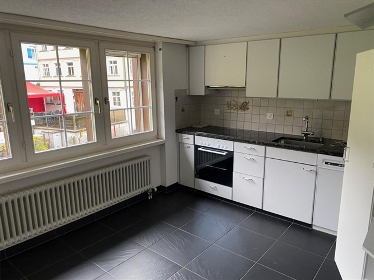 5.5-Zimmer-Wohnung mit Lift, Brunnadern - 3