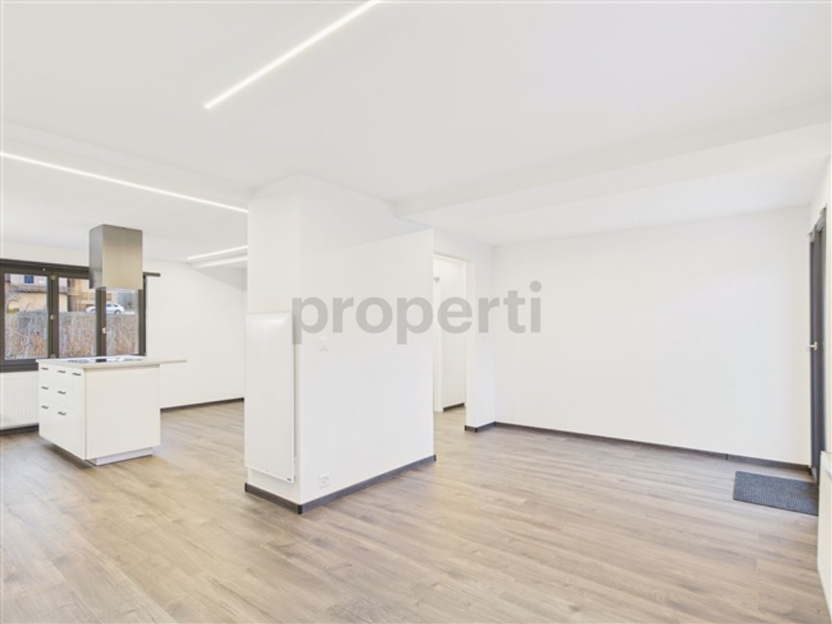 Appartement rénové 3.5 pièces avec balcon, Chamoson - 3