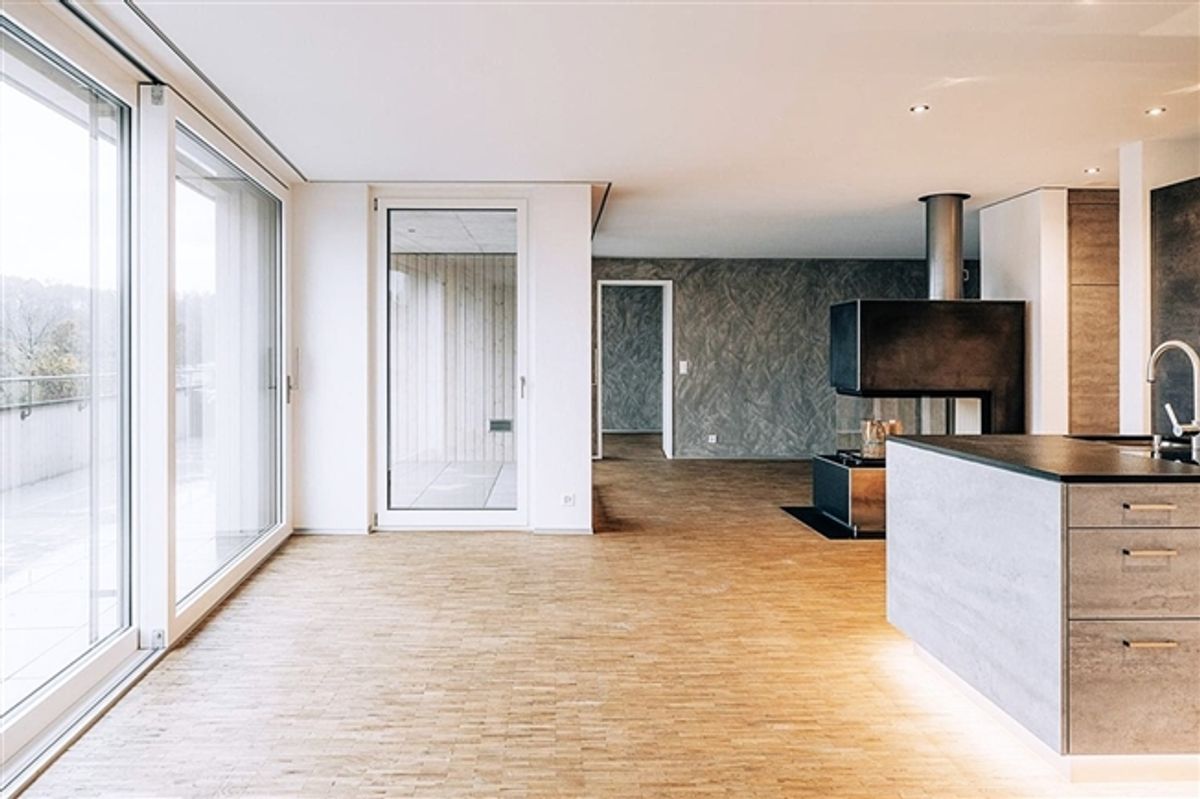 Attraktive 4.5 Zimmer Attikawohnung zu vermieten in Niederönz - 2