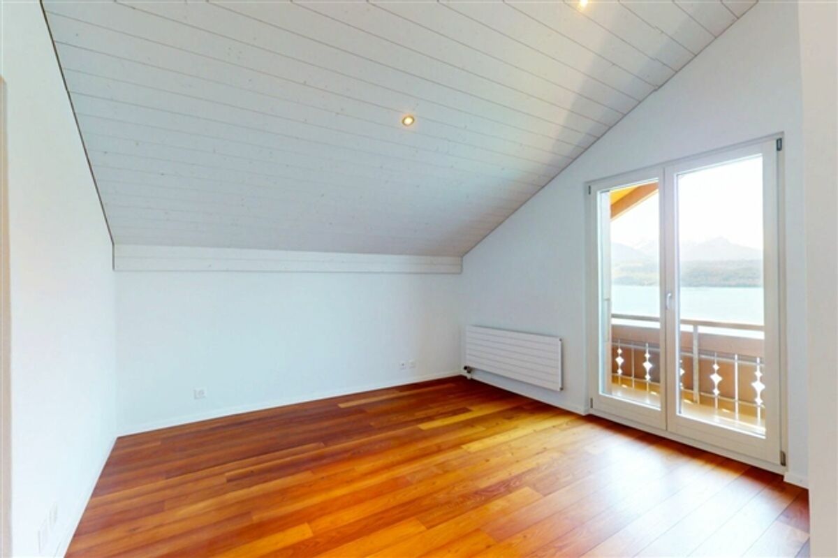 4,5-Zimmer-Oase am Thunersee mit Blick auf den Niesen Kopie - 11