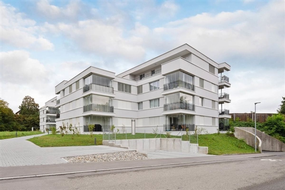 Modernes Wohnen in Aarau-Rohr - 0