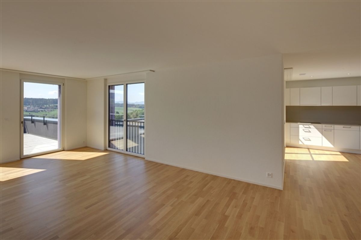 Helle Wohnung mit grosszügigem Balkon in der Überbauung Ankenbüel - 2