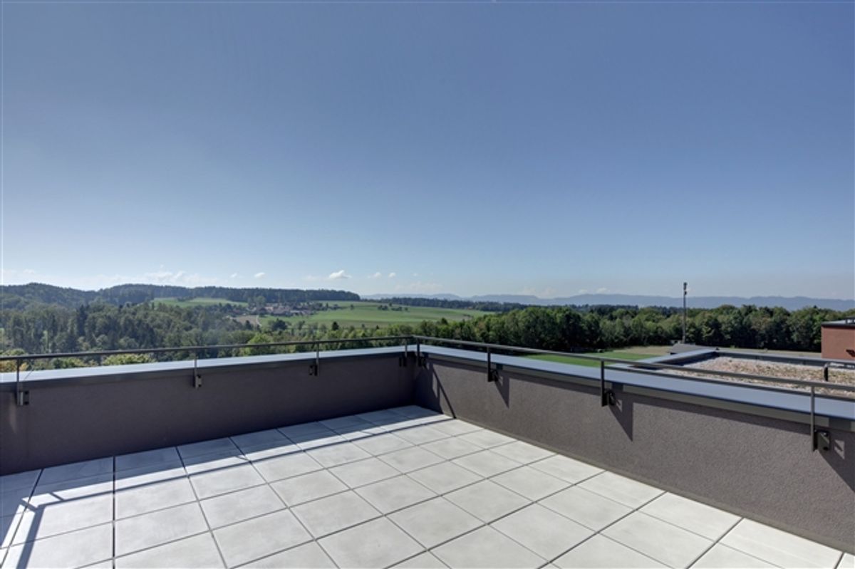 Helle Wohnung mit grosszügigem Balkon in der Überbauung Ankenbüel - 4