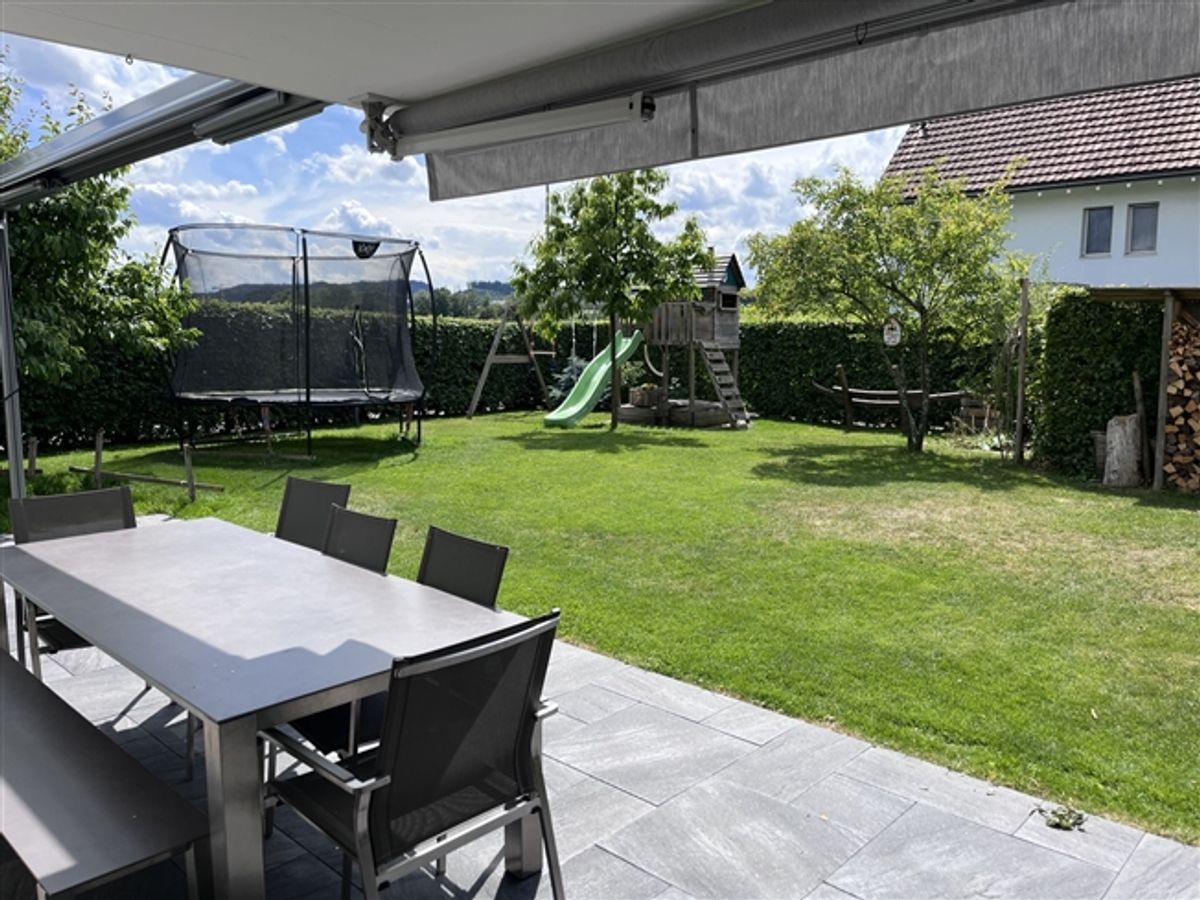 5½ ZIMMER-HAUS IN SCHWARZENBACH (SG), MÖBLIERT, TEMPORÄR - 0