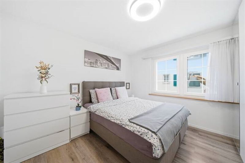 SCHMUCKE 4.5 ZIMMER GARTENWOHNUNG - 4