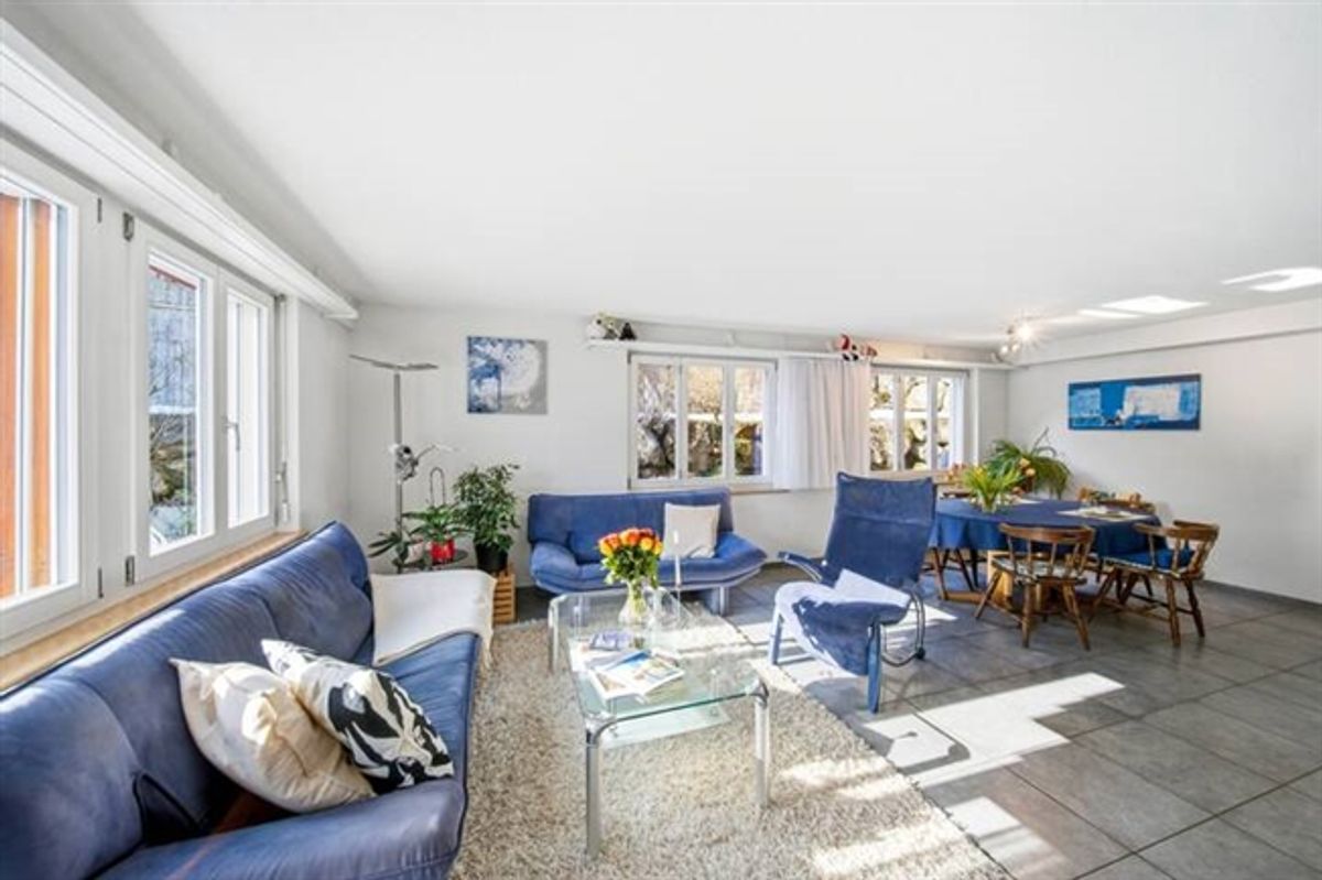 STILVOLL WOHNEN INMITTEN DER ALPEN - 4.5 ZIMMER GARTENWOHNUNG - 2