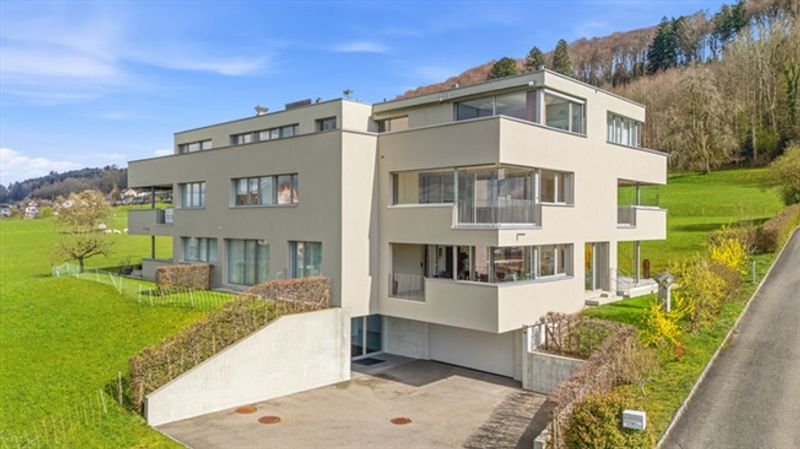 MODERNE 4.5-ZIMMER-WOHNUNG MIT ZWEI VERGLASTEN LOGGIAS IN BISCHOFSZELL - 8