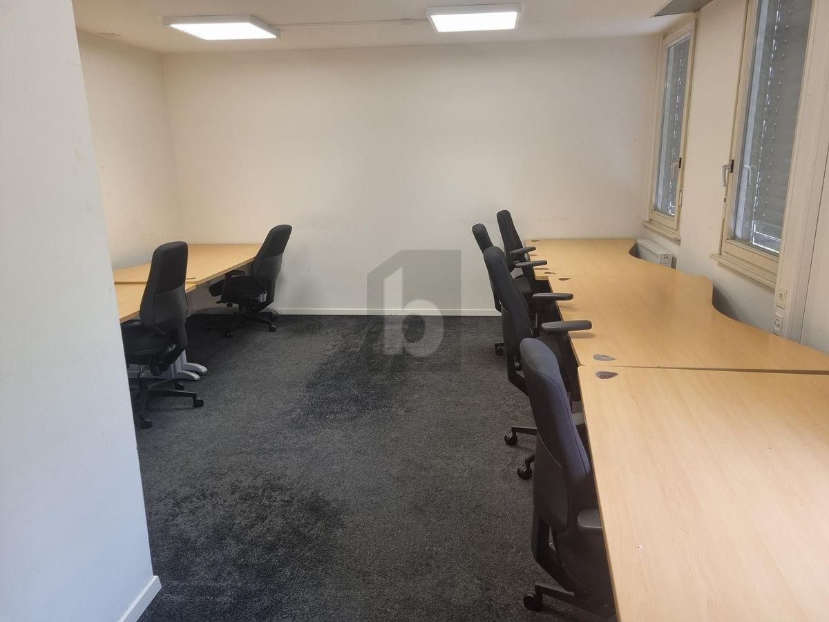 JOLI ESPACE DE BUREAU - 2