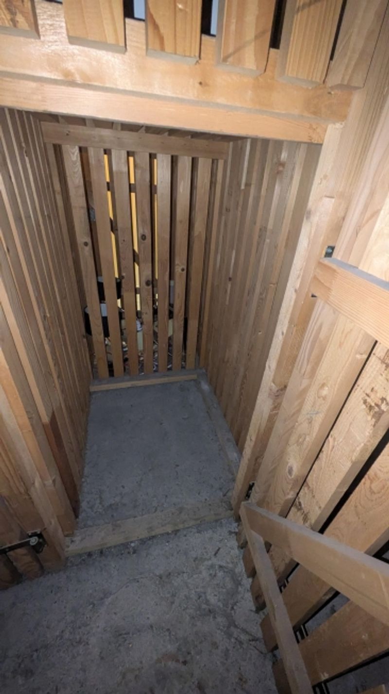 0.61m2 Cave Lausanne - Rue du Simplon 10 - 3