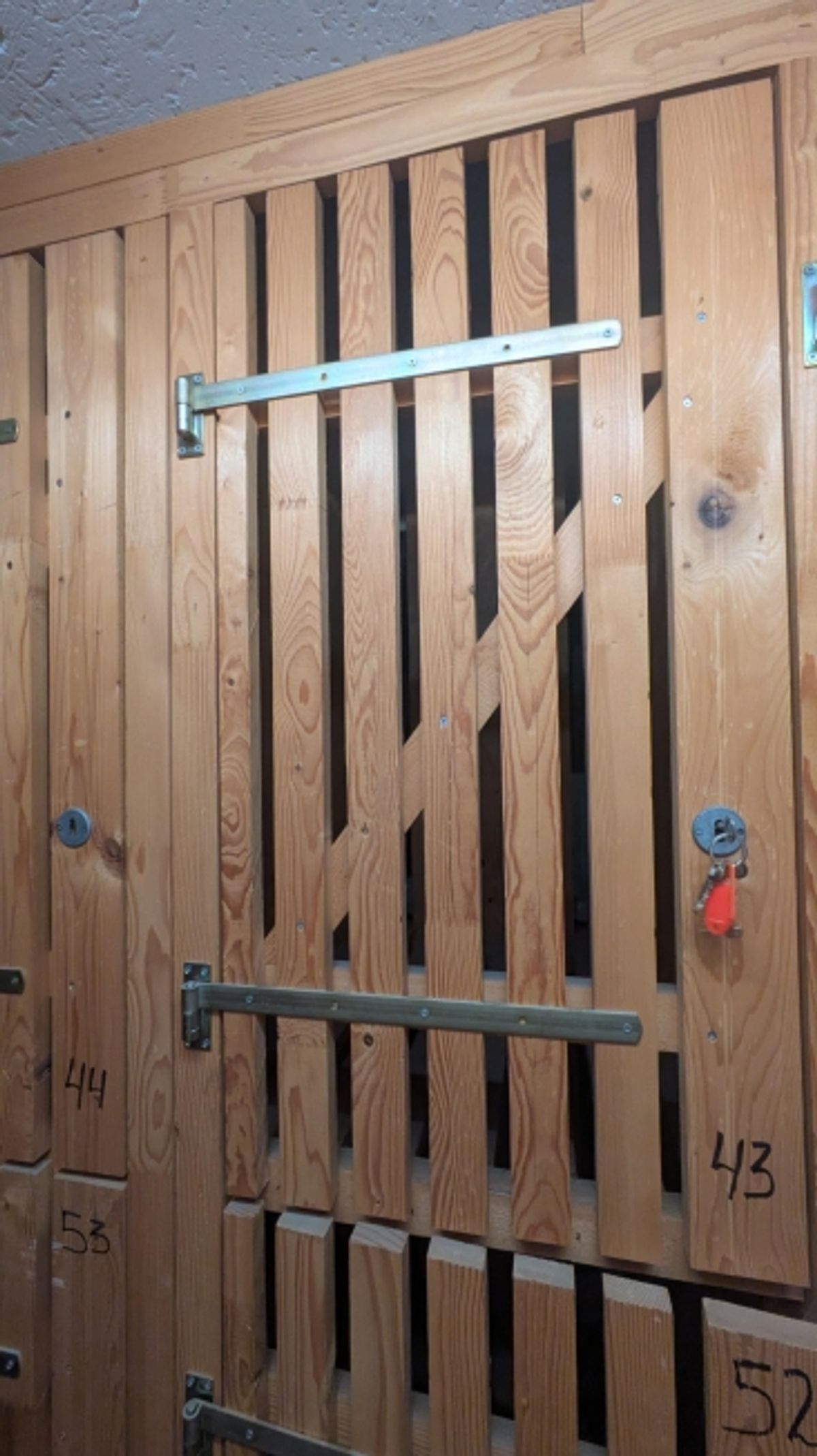 0.6m2 Cave Lausanne - Rue du Simplon 10 - 1