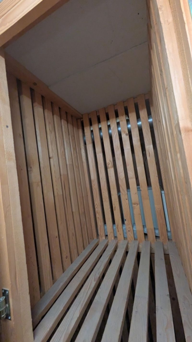 0.6m2 Cave Lausanne - Rue du Simplon 10 - 3