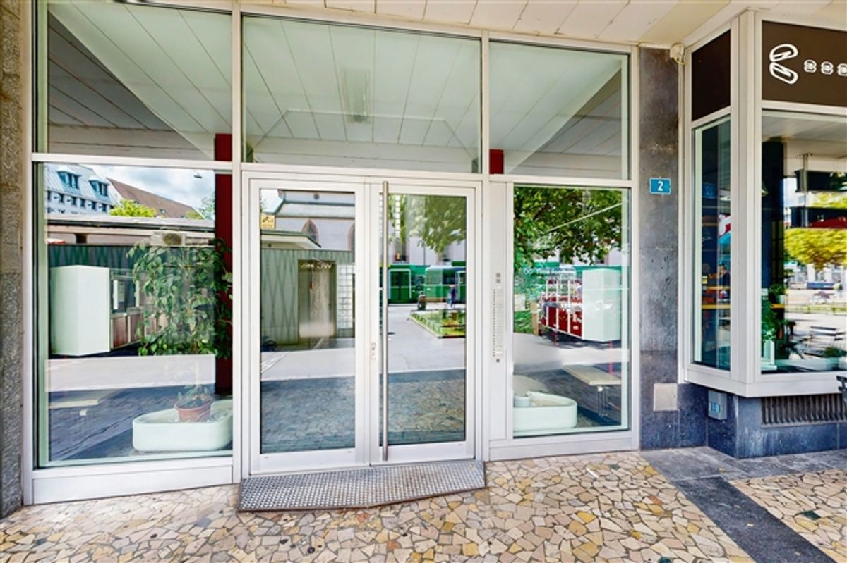 So viel Platz im Herzen von Basel - 150m2 am Claraplatz - 1
