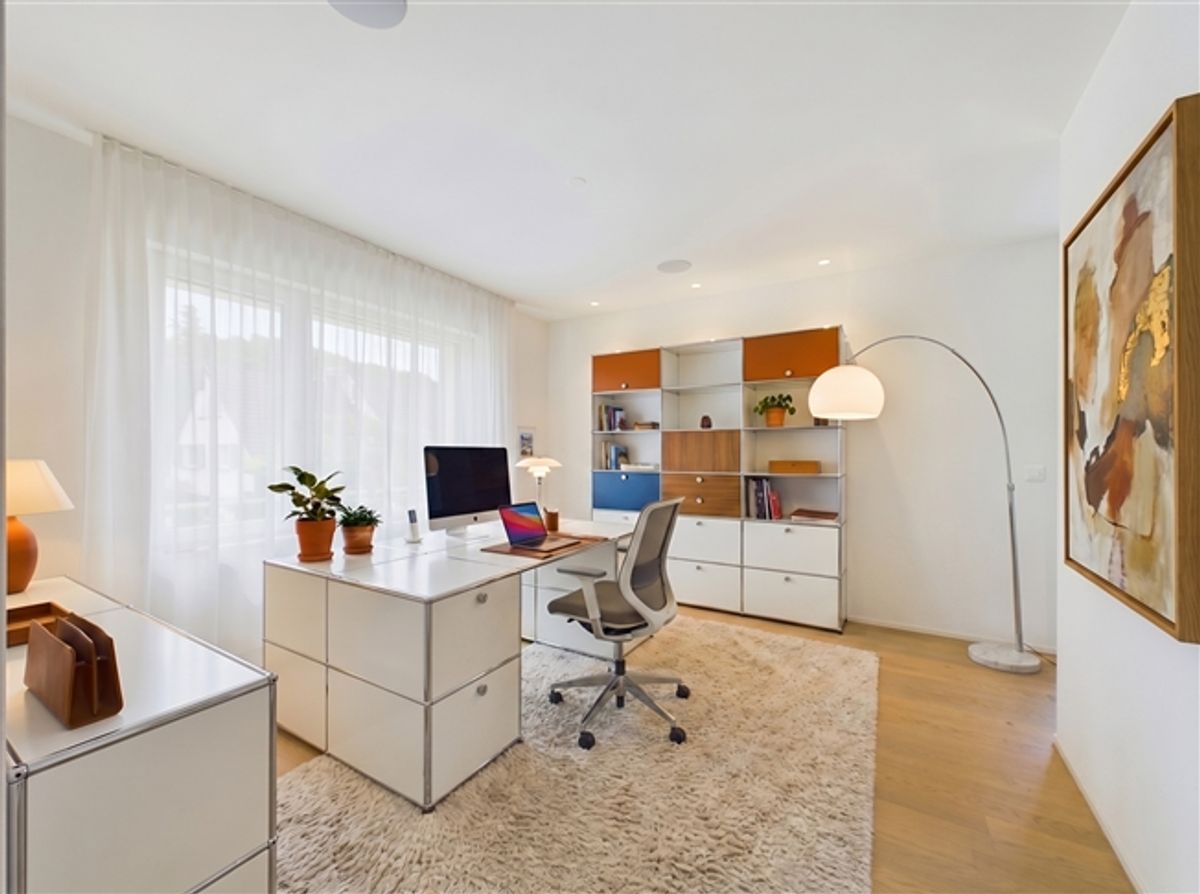 Exklusive 4.5-Zimmer-Gartenwohnung mit Loggia, Terrasse und privatem Garten - 4