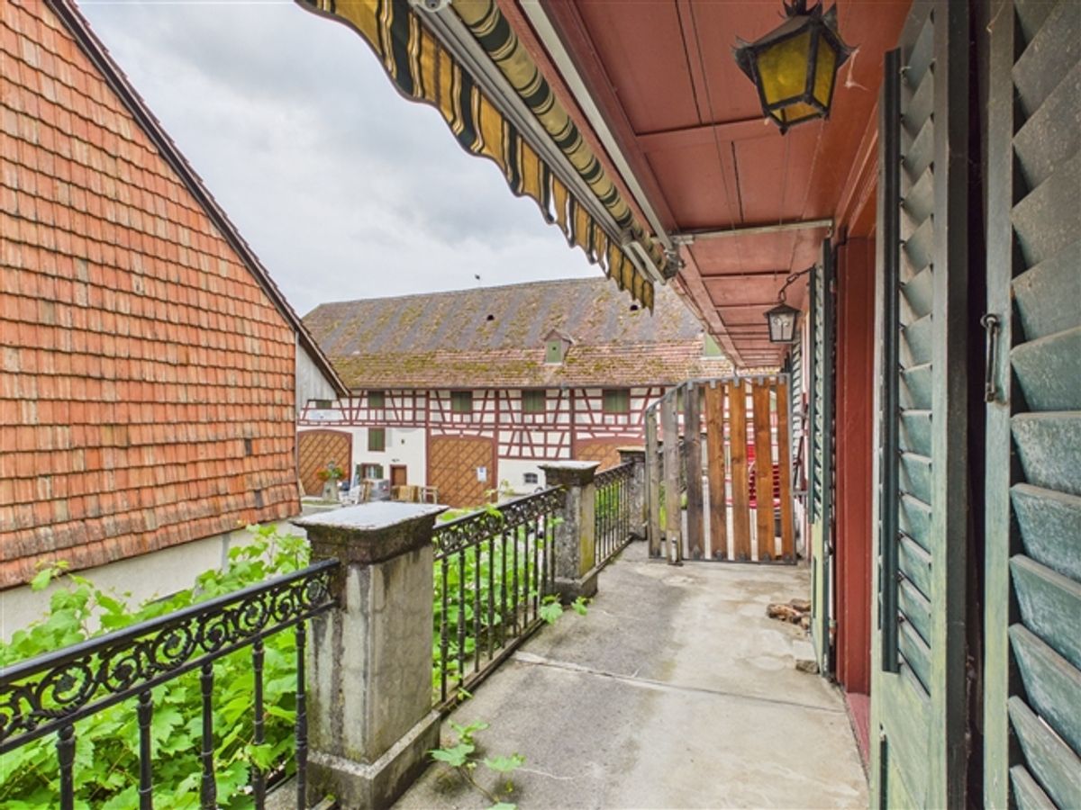Historischer Zauber trifft auf moderne Eleganz  Ihr neues Zuhause in Rudolfingen - 9