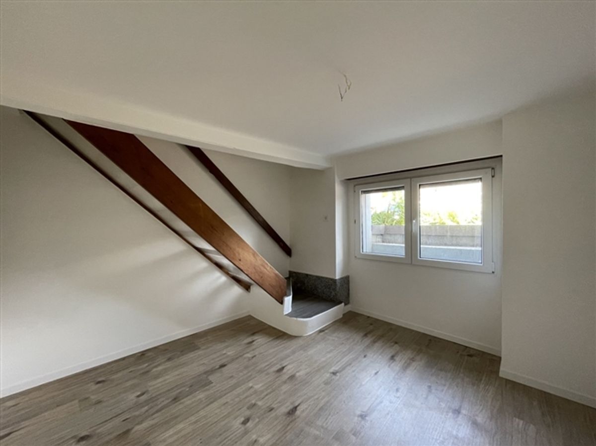 2.5-Zimmer-Duplex-Apartment mit kleiner Terrasse - 2